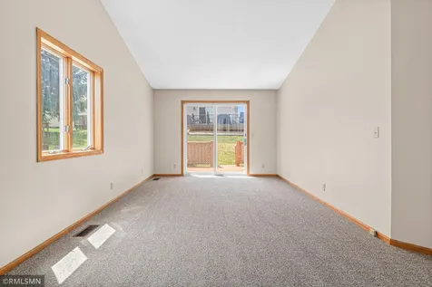 1906 Tuenge Drive Stillwater MN 55082