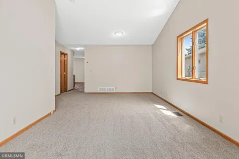 1906 Tuenge Drive Stillwater MN 55082