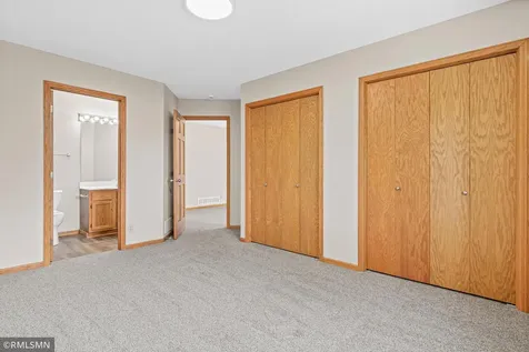 1906 Tuenge Drive Stillwater MN 55082