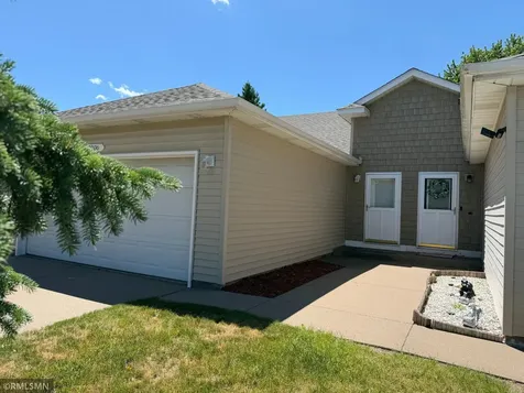 1906 Tuenge Drive Stillwater MN 55082