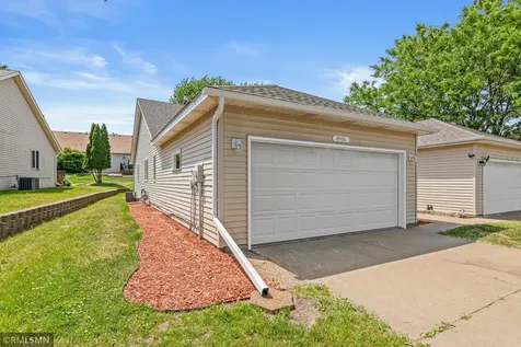 1906 Tuenge Drive Stillwater MN 55082