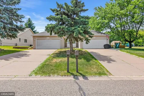 1906 Tuenge Drive Stillwater MN 55082