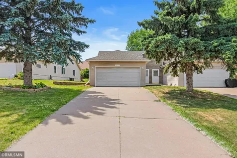 1906 Tuenge Drive Stillwater MN 55082
