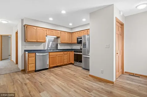 1906 Tuenge Drive Stillwater MN 55082