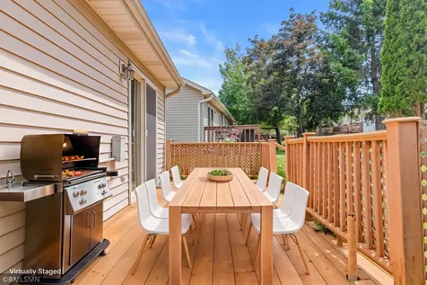 1906 Tuenge Drive Stillwater MN 55082