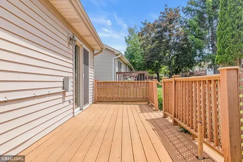 1906 Tuenge Drive Stillwater MN 55082