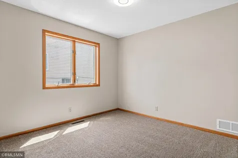 1906 Tuenge Drive Stillwater MN 55082