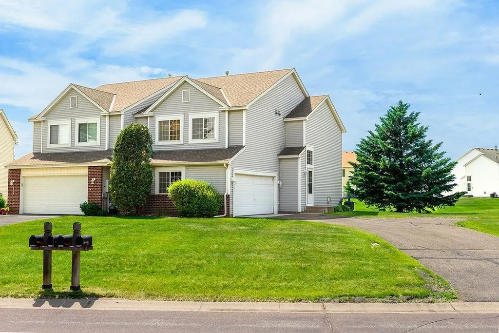 15671 Finch Avenue Apple Valley MN 55124