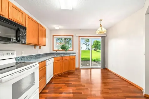 15671 Finch Avenue Apple Valley MN 55124