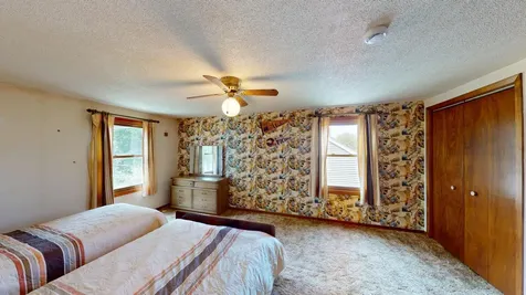 904 Clausen Avenue Albert Lea MN 56007