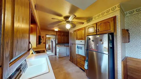 904 Clausen Avenue Albert Lea MN 56007