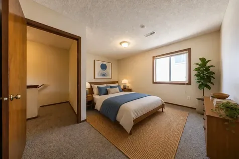 2421 Elliot Avenue Minneapolis MN 55404