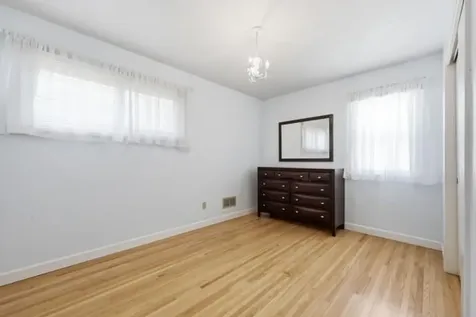 222 24th Avenue N Fargo ND 58102