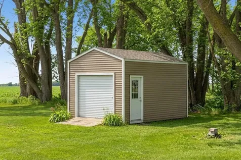 26850 Aberdeen Avenue New Prague MN 56071
