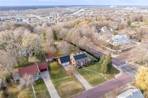 104 Hannah Street Mankato MN 56001