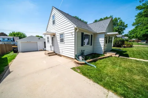 1111 13th Avenue NE Rochester MN 55906
