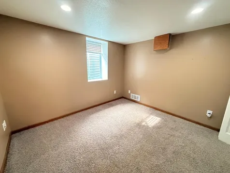 1640 Montana Avenue E Saint Paul MN 55106
