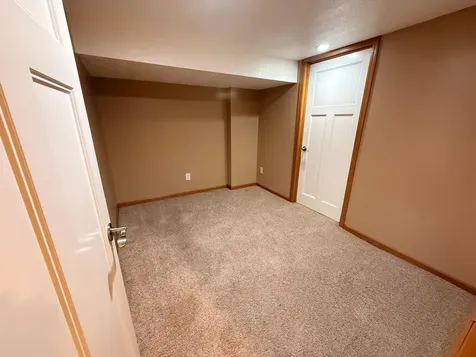 1640 Montana Avenue E Saint Paul MN 55106