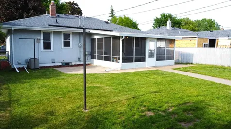 1640 Montana Avenue E Saint Paul MN 55106