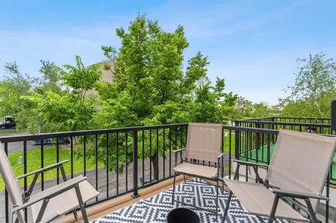 4652 Woodland Avenue Shakopee MN 55379