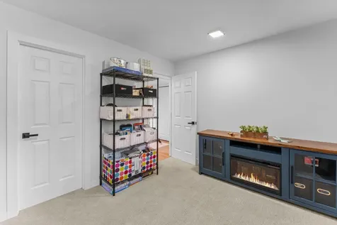 4652 Woodland Avenue Shakopee MN 55379