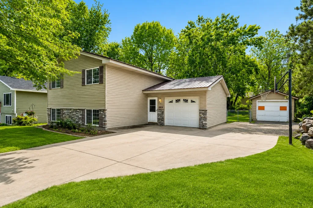 31050 Foster Avenue Stacy MN 55079