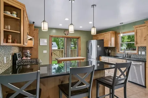 5945 Russell Avenue S Minneapolis MN 55410