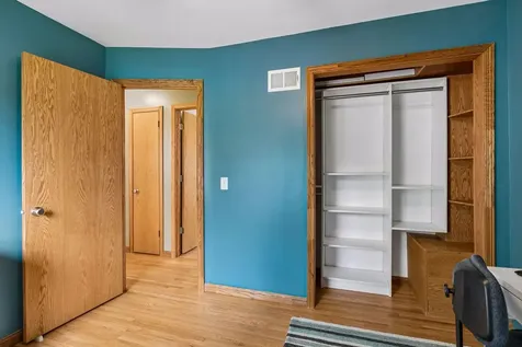 5945 Russell Avenue S Minneapolis MN 55410