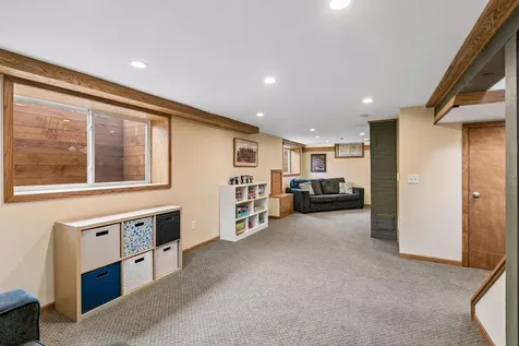 5945 Russell Avenue S Minneapolis MN 55410