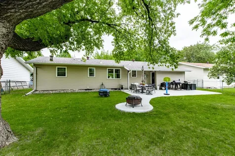 509 Cedar Lane Moorhead MN 56560