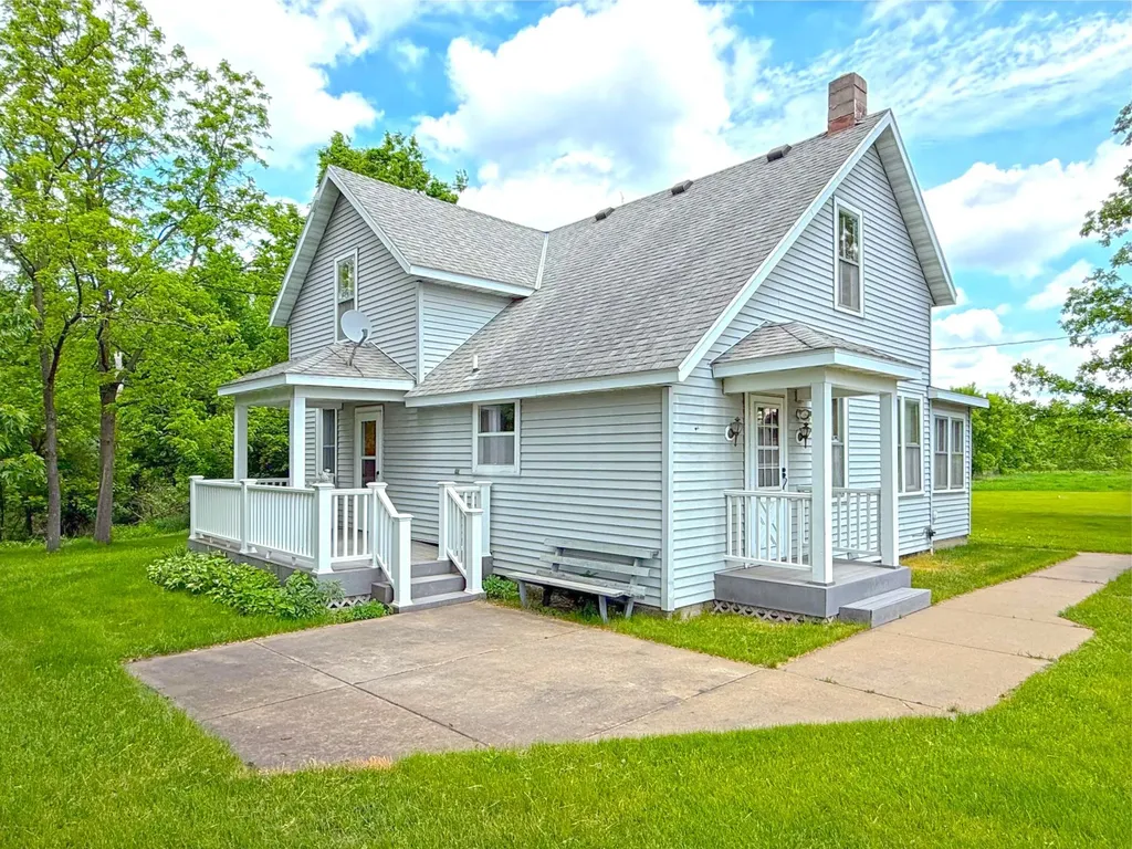 21044 County Road 75 Clearwater MN 55320