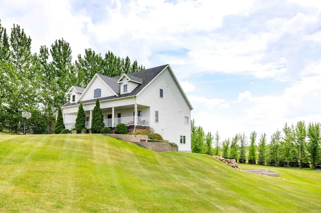 21677 162nd Avenue S Barnesville MN 56514