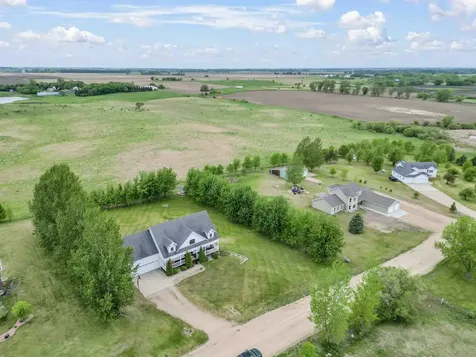 21677 162nd Avenue S Barnesville MN 56514