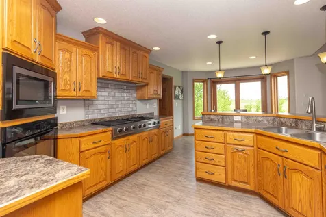 21677 162nd Avenue S Barnesville MN 56514