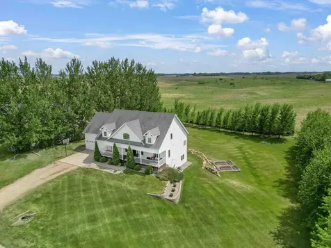 21677 162nd Avenue S Barnesville MN 56514