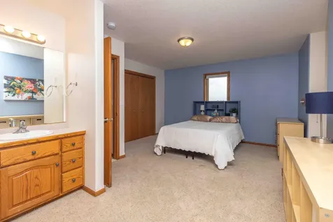 21677 162nd Avenue S Barnesville MN 56514