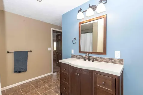 21677 162nd Avenue S Barnesville MN 56514
