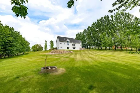 21677 162nd Avenue S Barnesville MN 56514