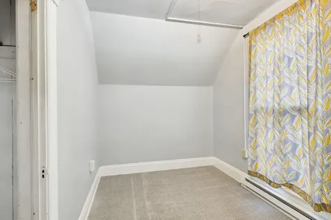 303 W 4th Street Duluth MN 55806