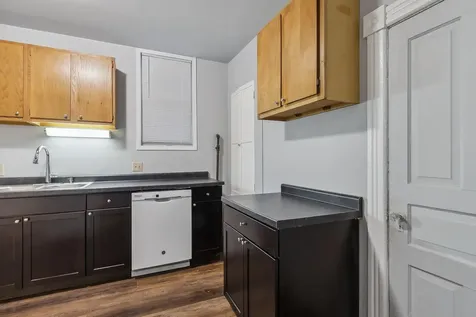 303 W 4th Street Duluth MN 55806