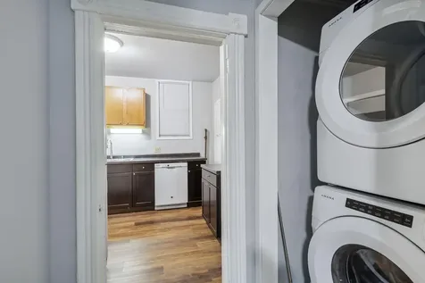 303 W 4th Street Duluth MN 55806