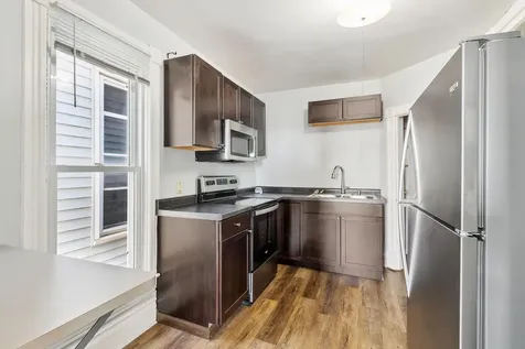 303 W 4th Street Duluth MN 55806