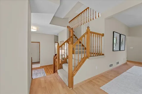 17672 Kettering Trail Lakeville MN 55044