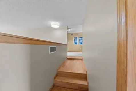 17672 Kettering Trail Lakeville MN 55044