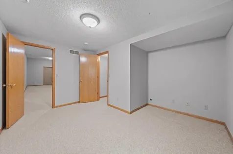 17672 Kettering Trail Lakeville MN 55044