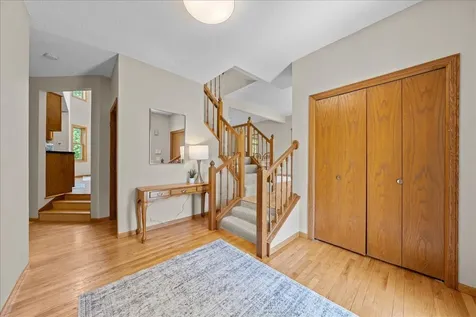 17672 Kettering Trail Lakeville MN 55044