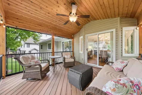 9039 Vickors Crossing Brooklyn Park MN 55443