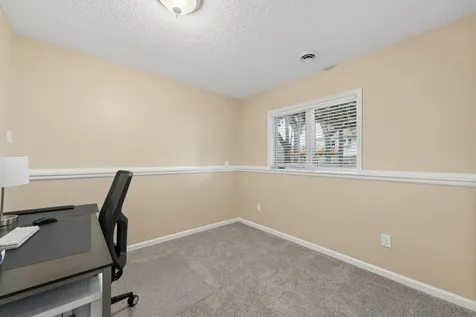 9039 Vickors Crossing Brooklyn Park MN 55443