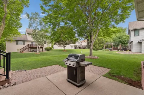 9039 Vickors Crossing Brooklyn Park MN 55443