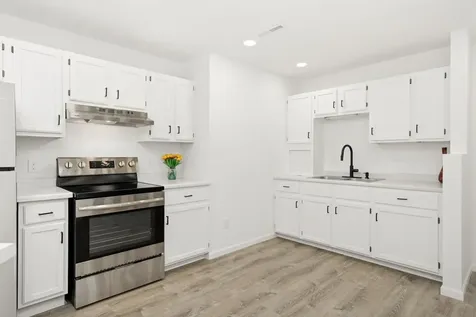 802 Spring Hill Court Woodbury MN 55125